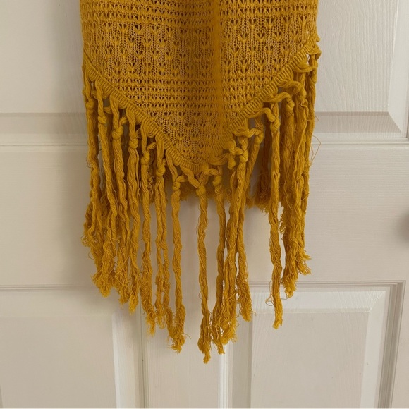 NWT FLOERNS Yellow Crochet Halter Midi Dress with Fringe - Picture 11 of 13